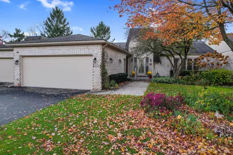 5112 Woodlands Trl, Bloomfield Township, MI 48302