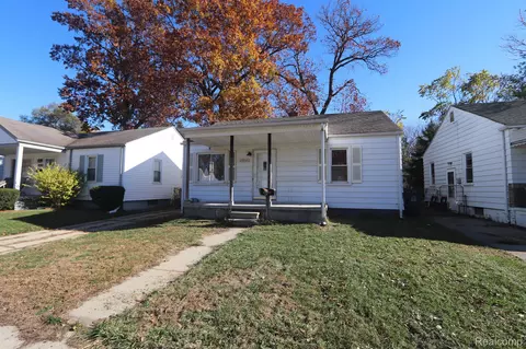 23752 Battelle Ave, Hazel Park, MI 48030