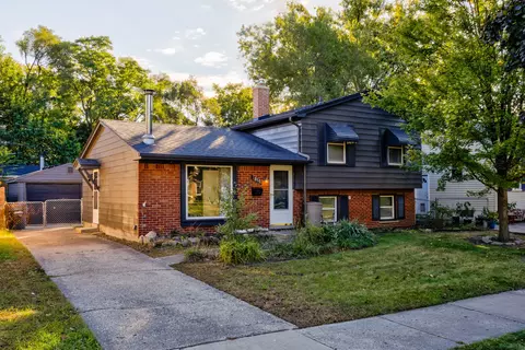 1350 Pinecrest Dr, Ferndale, MI 48220
