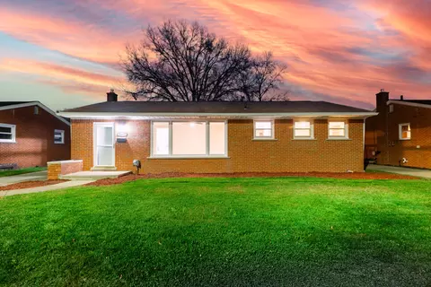 36966 Greenbush Rd, Wayne, MI 48184