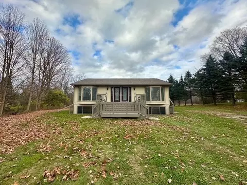 5320 Beecher Rd, Flint, MI 48532