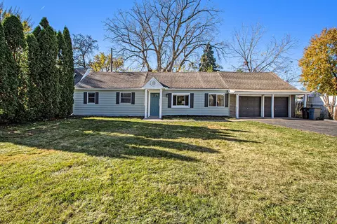 11960 Poplar St, Southgate, MI 48195