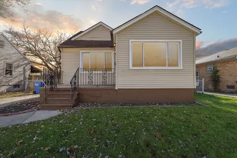 7504 Fisher Ave, Warren, MI 48091