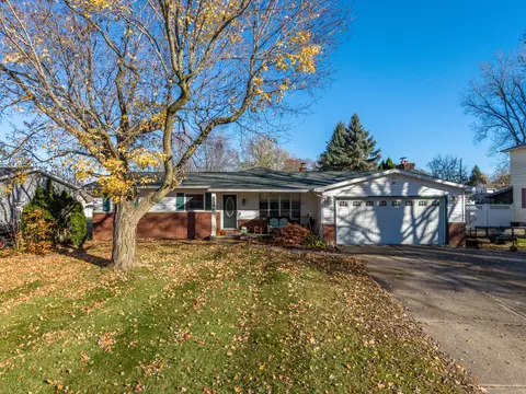 5346 Butterfield Dr, Flint, MI 48506