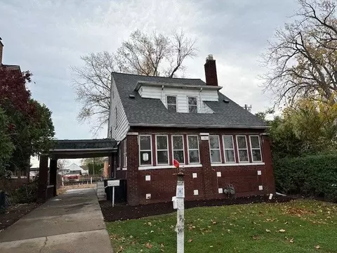 172 Lakewood St, Detroit, MI 48215