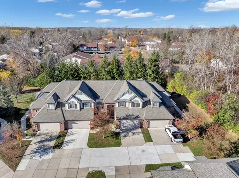 44700 Heather Ln, Canton, MI 48187