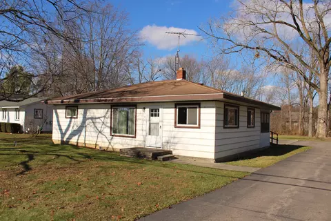 2480 W Wilson Rd, Vienna, MI 48420