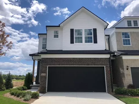 5511 E Spaniel Dr, Ann Arbor, MI 48108