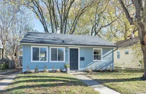 2042 Wrenson St, Ferndale, MI 48220