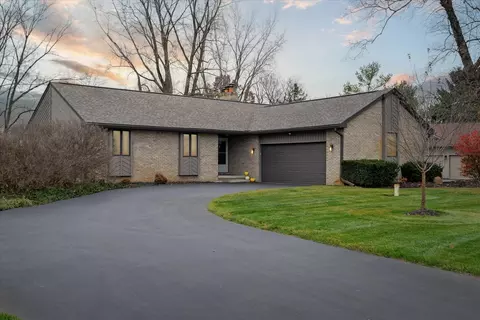 13399 Sumac Rd, Green Oak, MI 48178