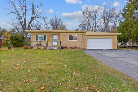 18540 W 9 Mile Rd, Southfield, MI 48075