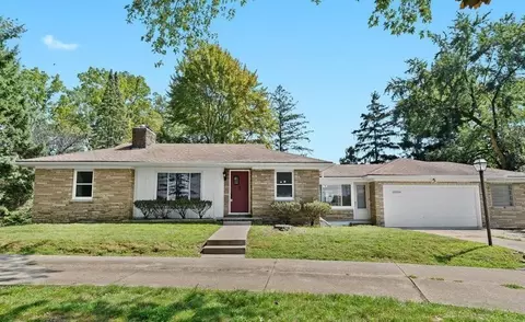 31354 Evergreen Rd, Beverly Hills, MI 48025