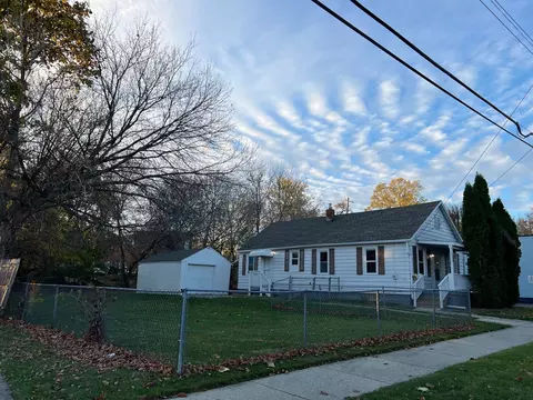 155 Pingree Ave, Pontiac, MI 48342