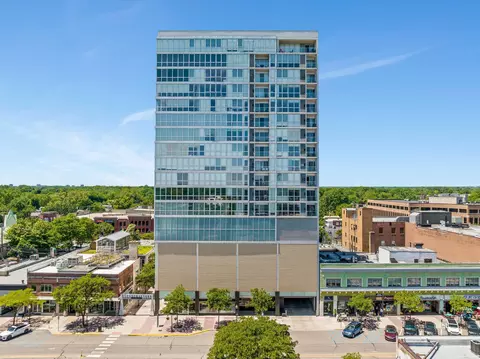 432 S Washington Ave #1507, Royal Oak, MI 48067