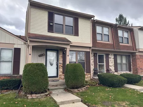 16810 Kingsbrooke Dr, Clinton Township, MI 48038