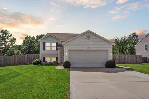 4466 Pebble Creek Blvd, Grand Blanc, MI 48439