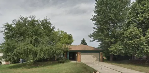 822 Dahlia Ln, Rochester Hills, MI 48307