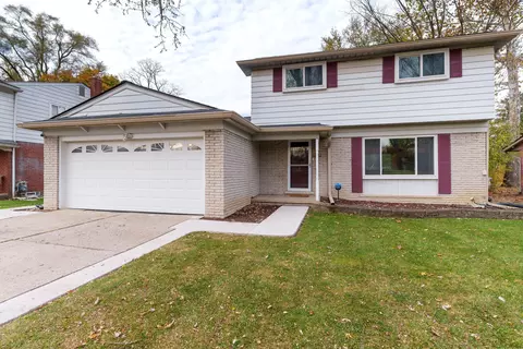 18862 Webster Ave, Southfield, MI 48076
