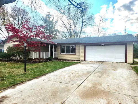 545 Maulbetsch St, Ypsilanti, MI 48197