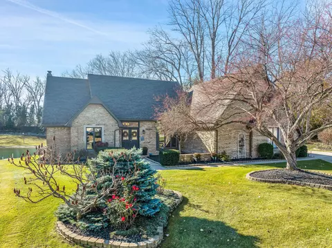 46365 Hawkins St, Shelby Township, MI 48315