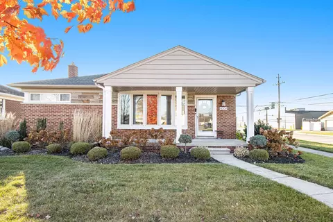 4004 22nd St, Wyandotte, MI 48192