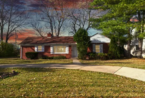 29645 Brentwood St, Southfield, MI 48076
