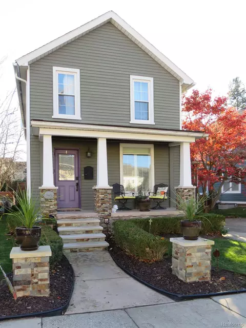 345 Roe St, Plymouth, MI 48170