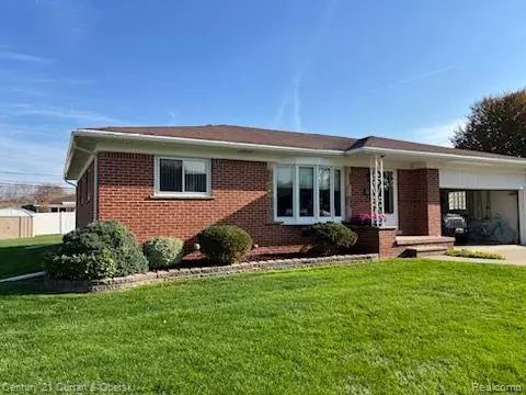 10155 Balfour Ave, Allen Park, MI 48101