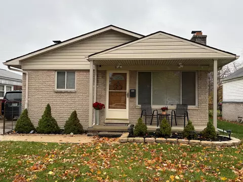 8606 Robindale Ave, Dearborn Heights, MI 48127