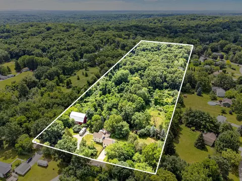 5051 Whipple Lake Rd, Independence, MI 48348