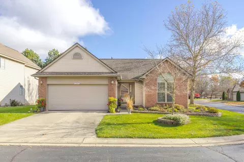 1347 Clearview, Waterford, MI 48327