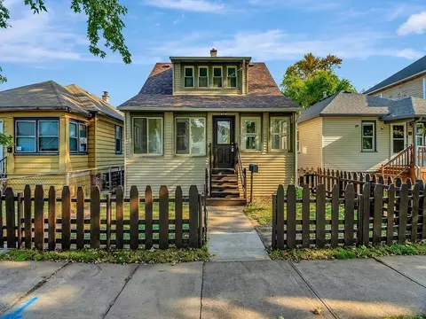 23 E Charlotte St, Ecorse, MI 48229