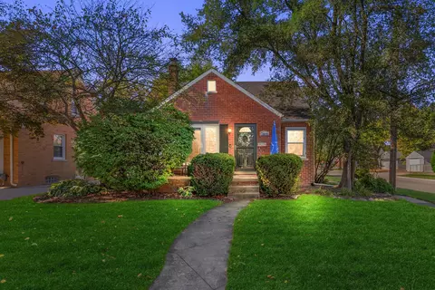 2037 N Wilson Ave, Royal Oak, MI 48073