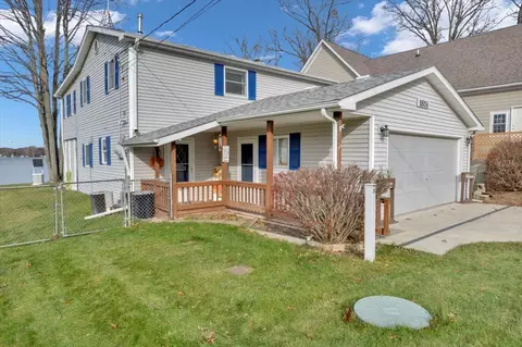 1851 Miles Rd, Oregon, MI 48446