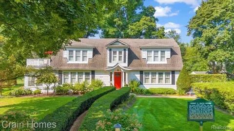30115 Ardmore Dr, Farmington Hills, MI 48334