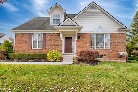 41777 Mitchell Rd, Novi, MI 48377