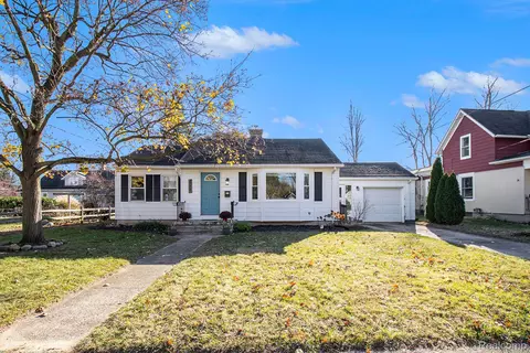 344 Cherry St, Blissfield, MI 49228