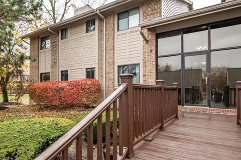 11721 Sycamore Dr, Plymouth, MI 48170