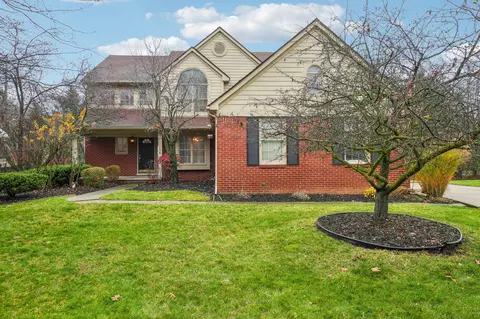 23346 Mystic Forest Dr, Novi, MI 48375