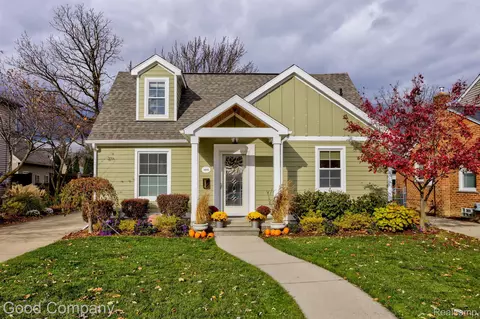 1692 Larkmoor Blvd, Berkley, MI 48072