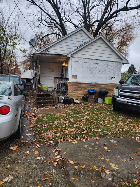 752 Lincoln Ave, Flint, MI 48507
