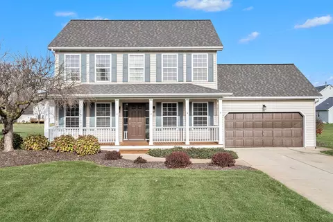 6354 Oak Leaf Trl, Fenton, MI 48451