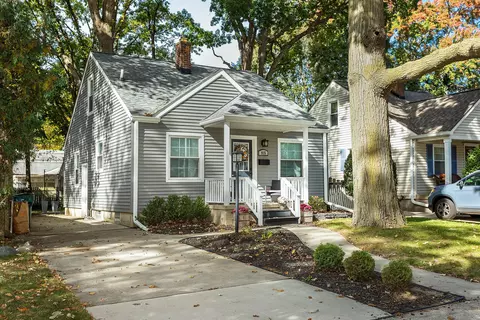 915 Symes Ave, Royal Oak, MI 48067