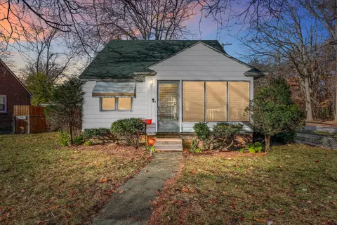 19811 Grandville Ave, Detroit, MI 48219