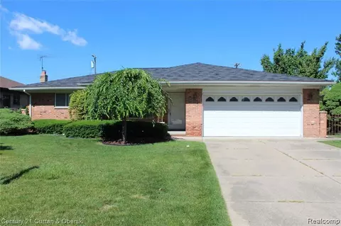 2207 N Gulley Rd, Dearborn Heights, MI 48127