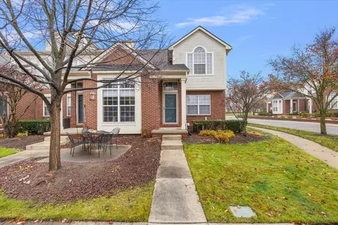 14204 Adri Cir, Commerce, MI 48390