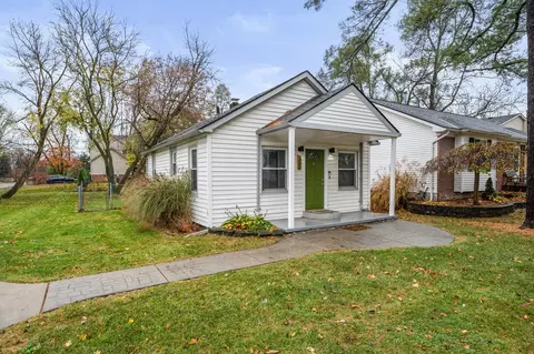 8624 Russell St, Shelby Township, MI 48317