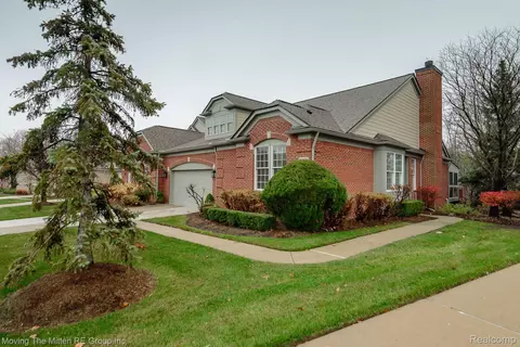16479 Cypress Crt Ct, Northville, MI 48168