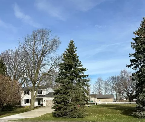 7276 Baldwin Rd, Swartz Creek, MI 48473