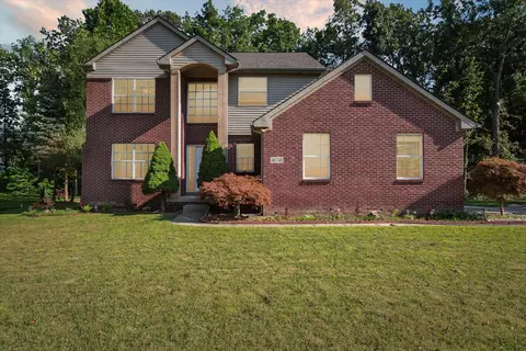 46748 Timberland St, Van Buren, MI 48111